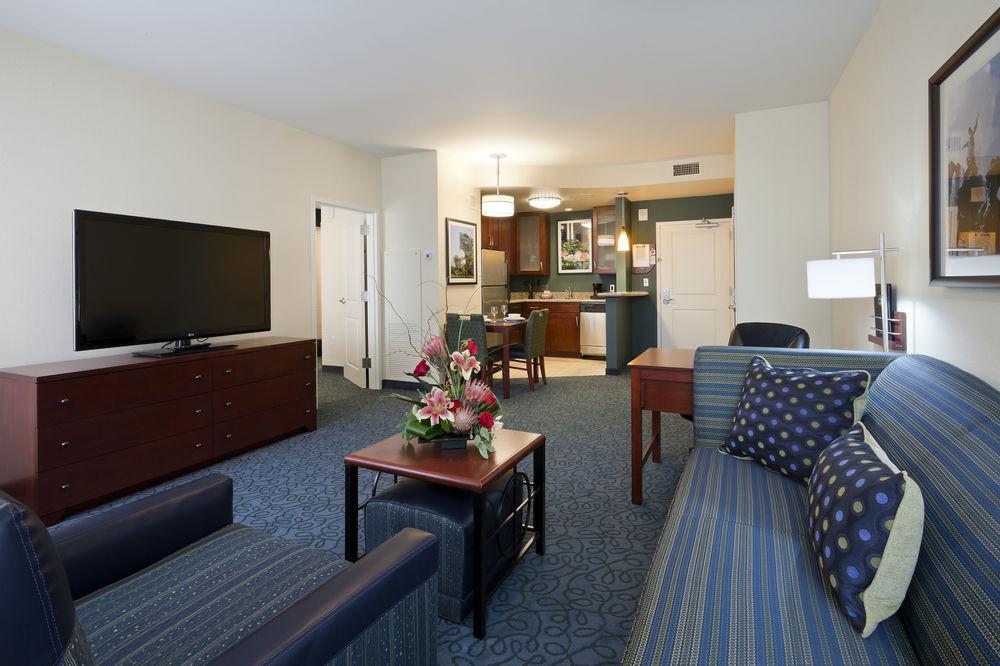 By Marriott Downtown/the Phelps Hotel Cincinnati