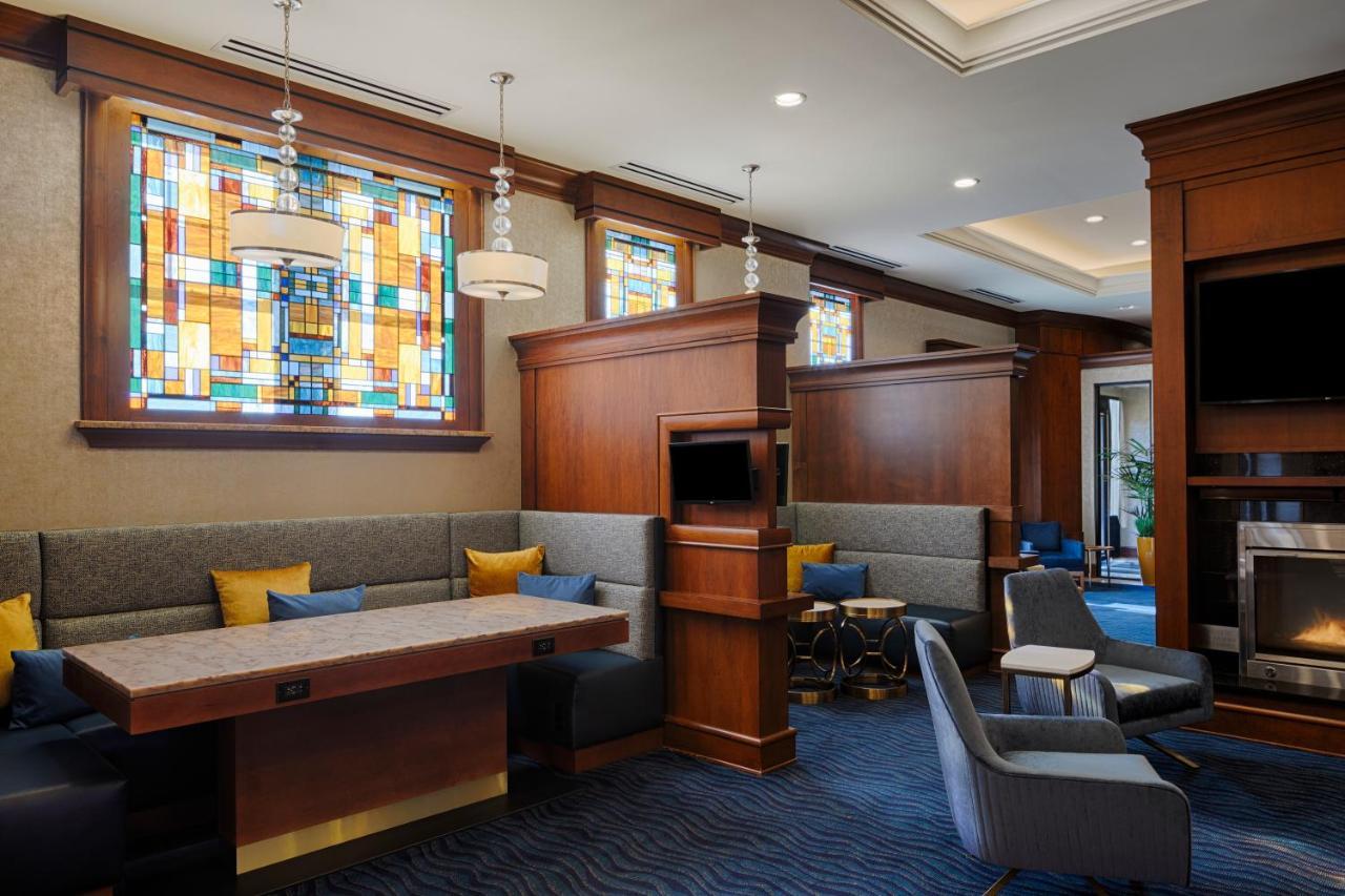 By Marriott Downtown/the Phelps Cincinnati