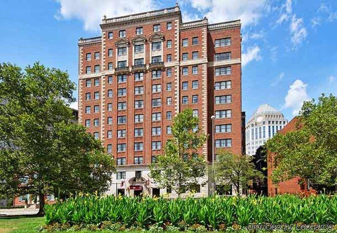By Marriott Downtown/the Phelps 3*