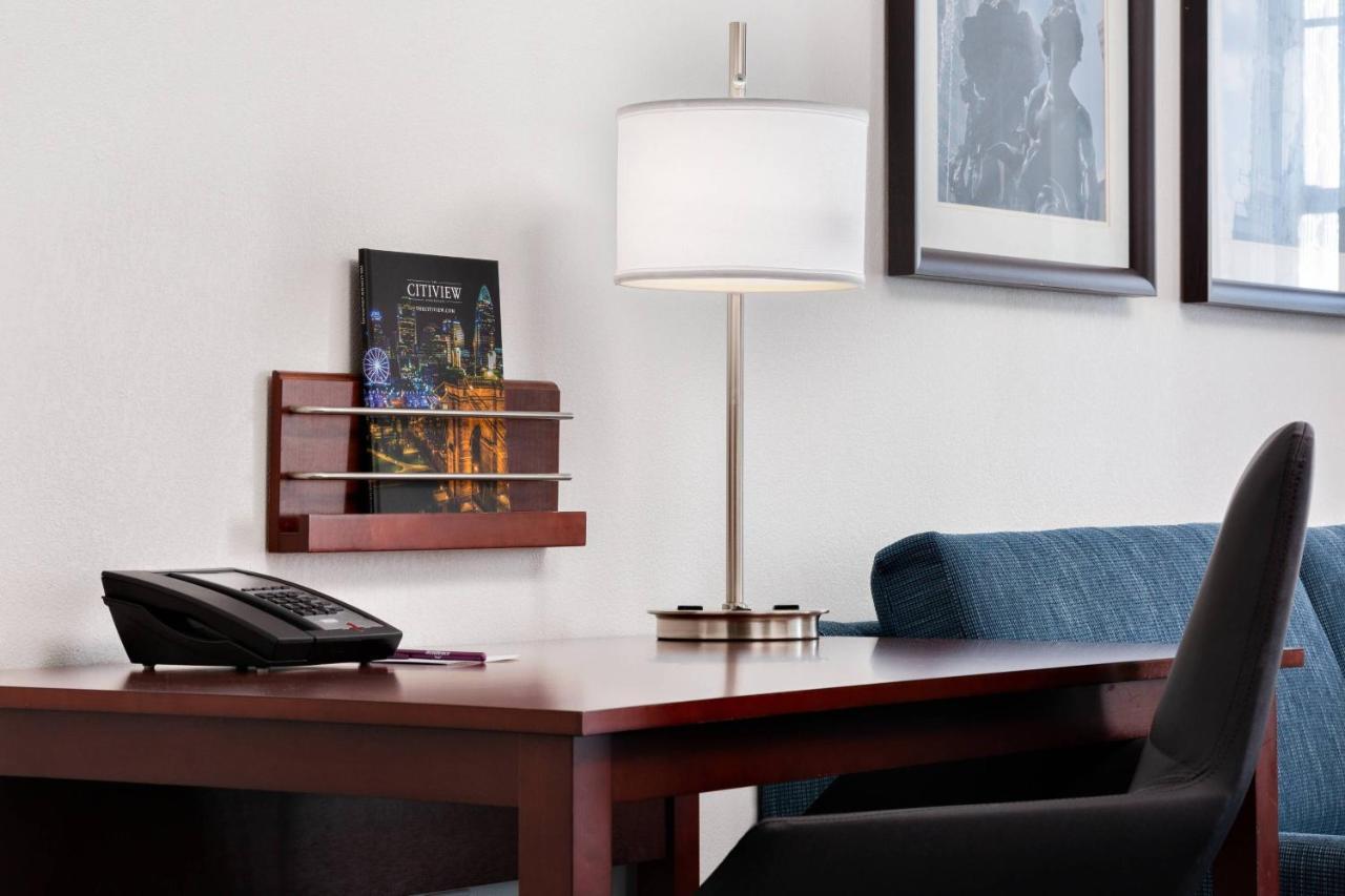 By Marriott Downtown/the Phelps Hotel 3*