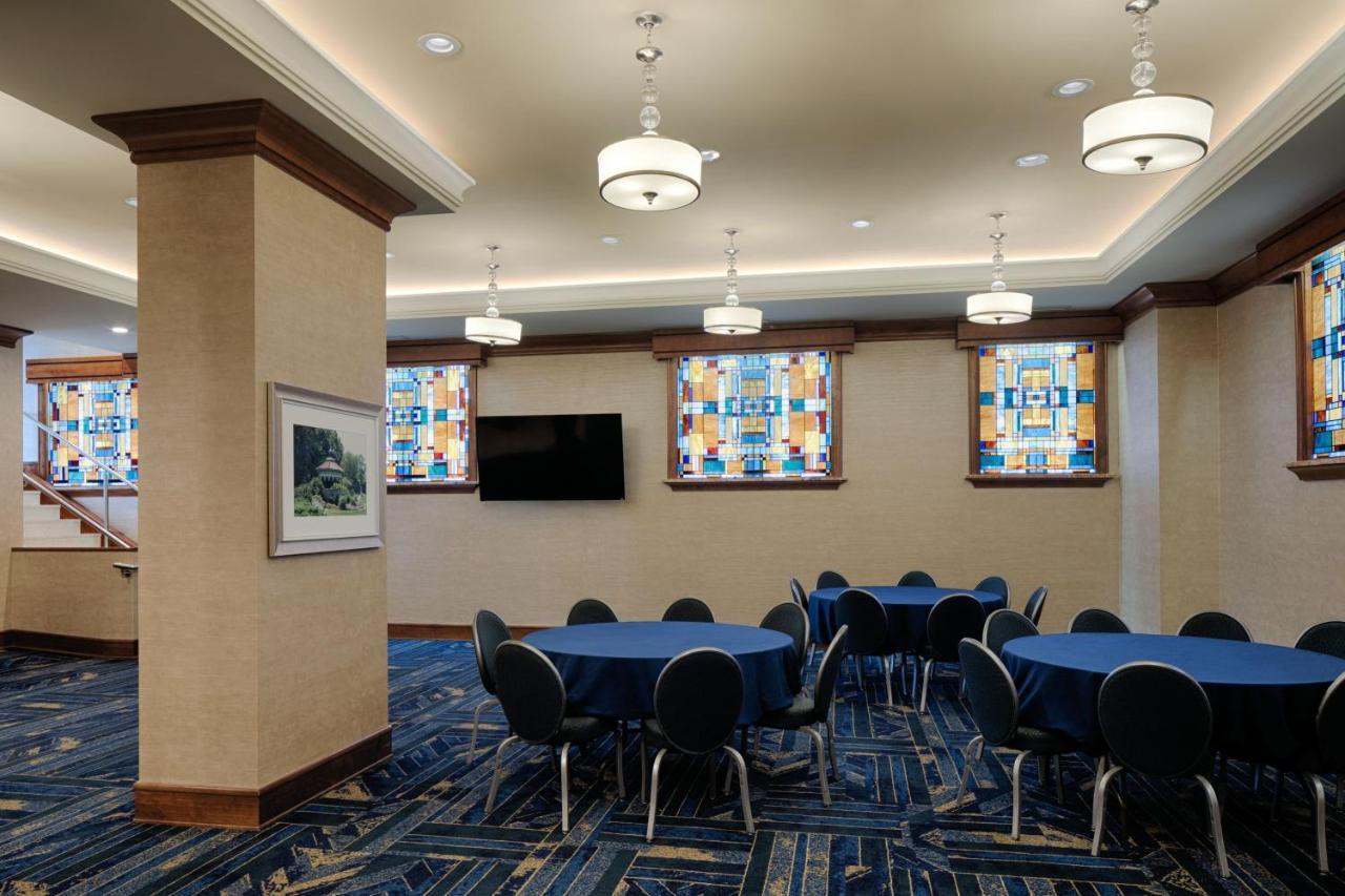 By Marriott Downtown/the Phelps Hotel 3*